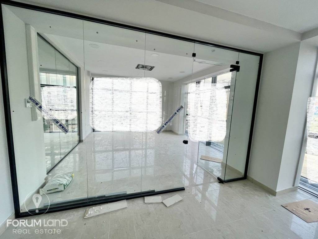 Forumland Real Estate, επαγγελματικός χώρος