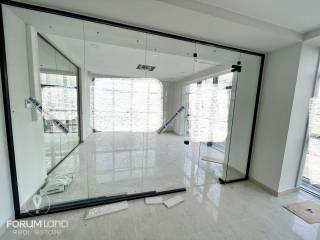 Forumland Real Estate, επαγγελματικός χώρος