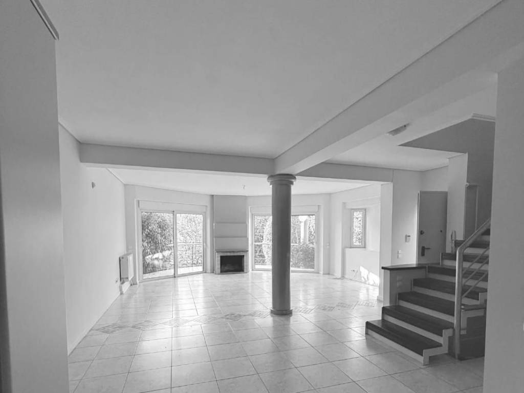 Luxurious detached house