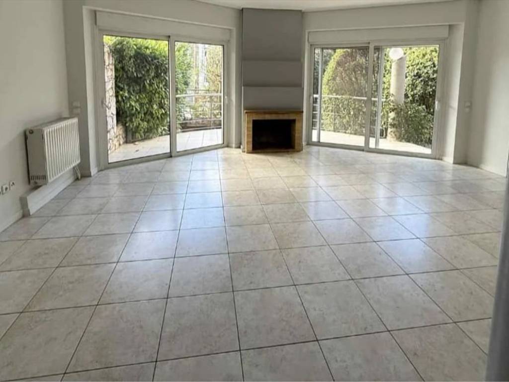 Luxurious detached house