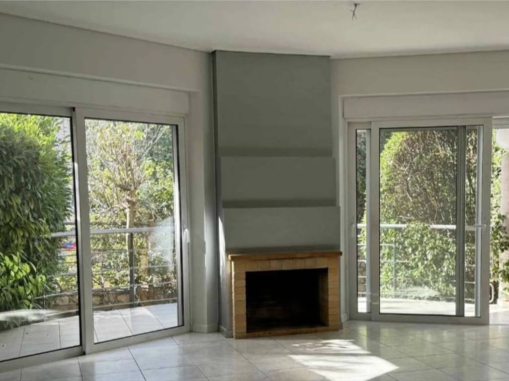 Luxurious detached house