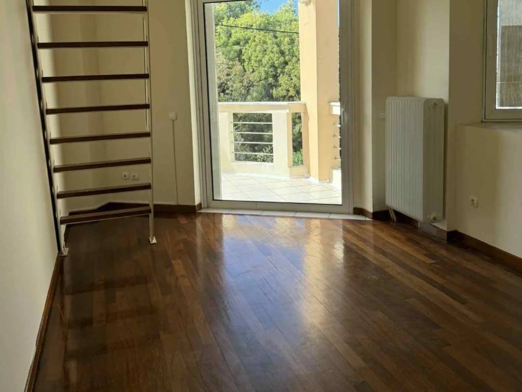 Luxurious detached house