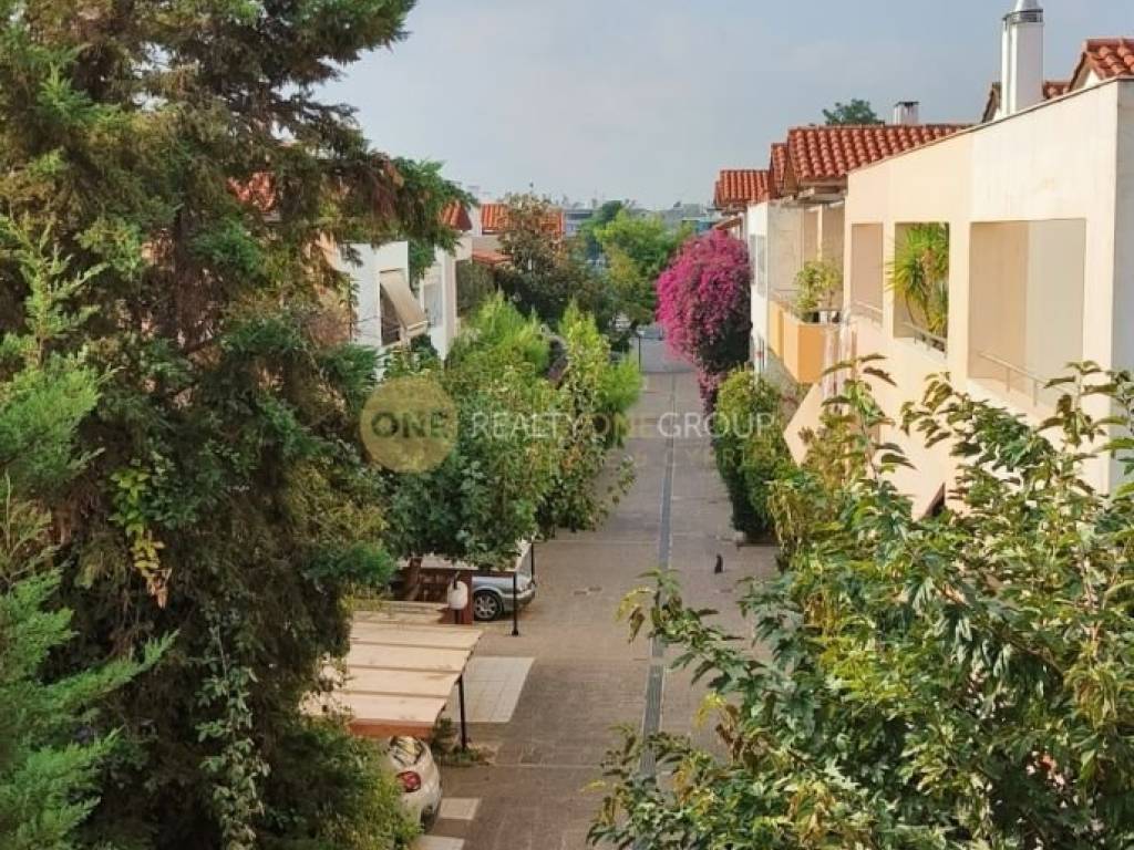 Θέα από μπαλκόνι