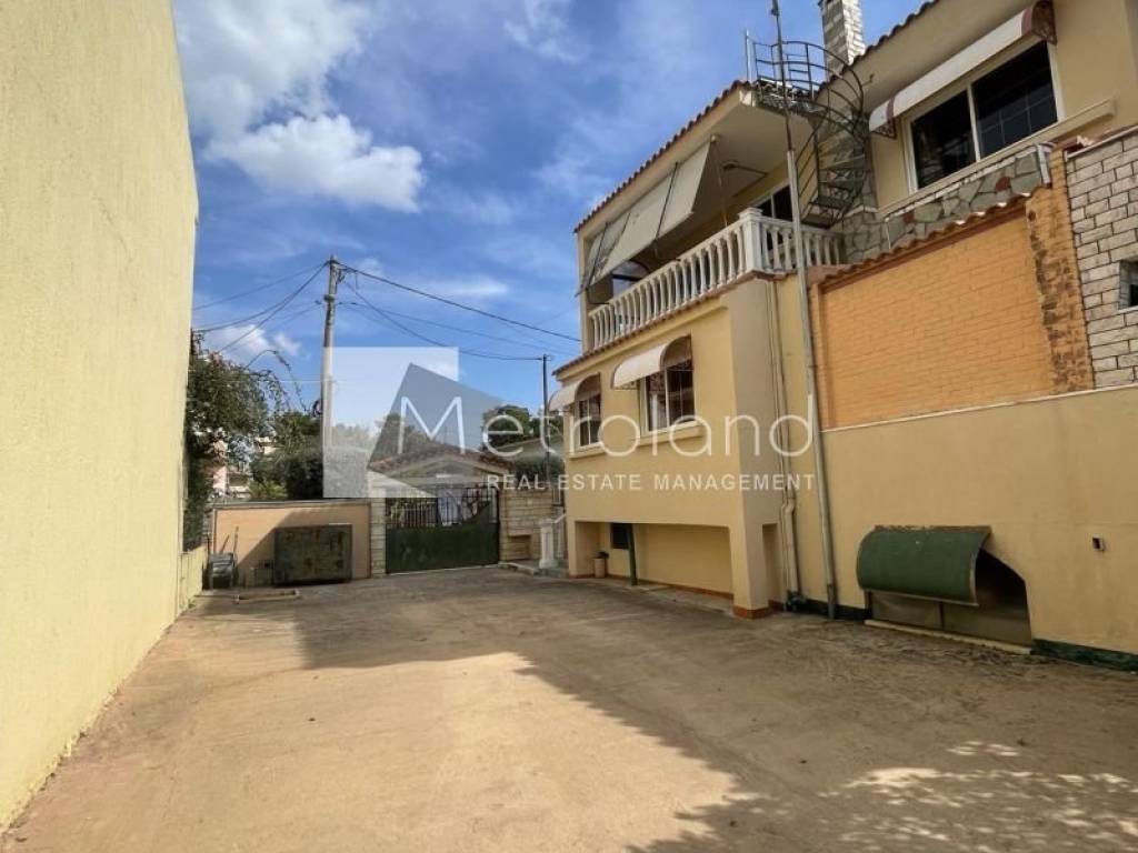 Θέα από μπαλκόνι