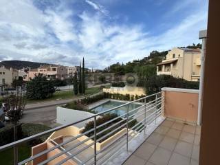 Θέα από μπαλκόνι