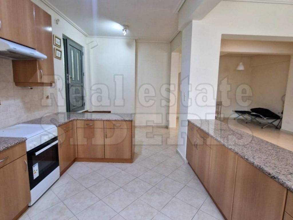 ΚΟΥΖΙΝΑ-ΣΑΛΟΝΙ