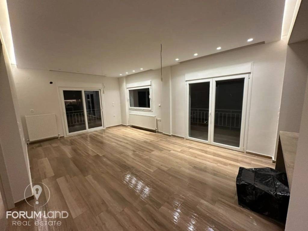 Forumland Real Estate, Σαλοκουζίνα