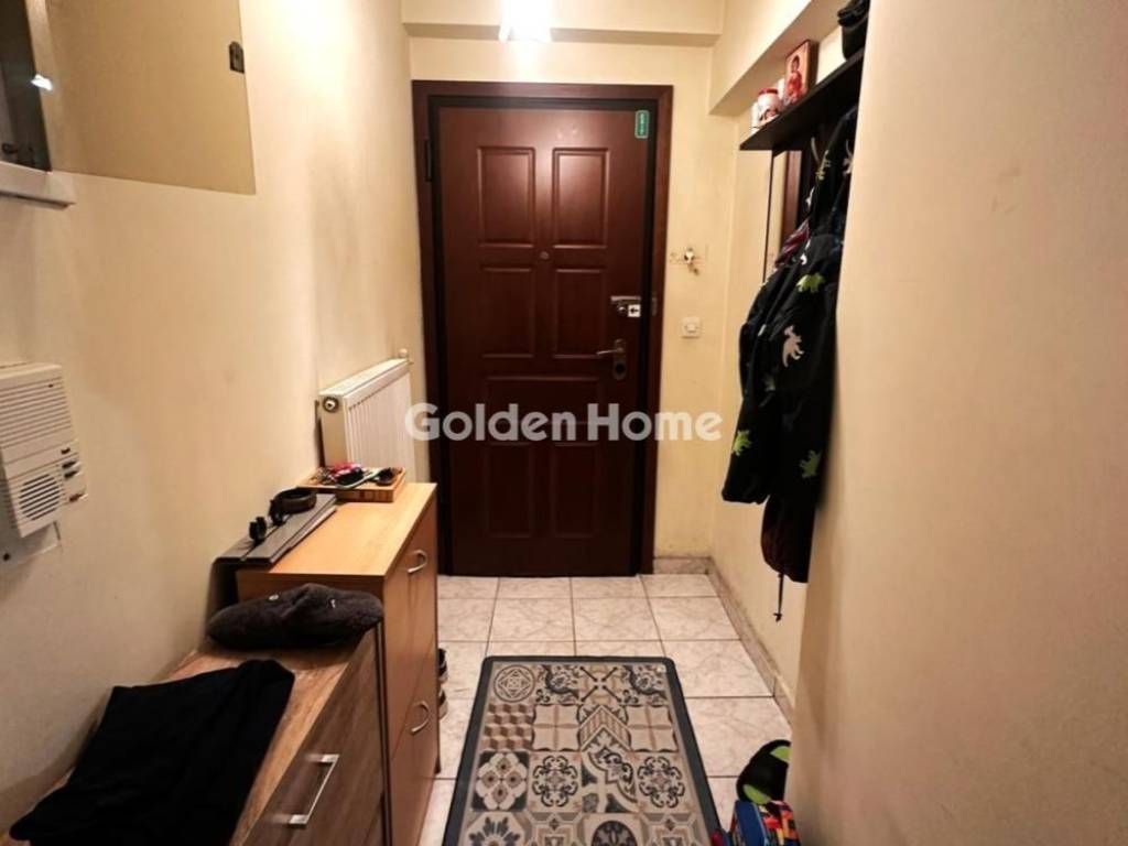 Χολ - Διάδρομος