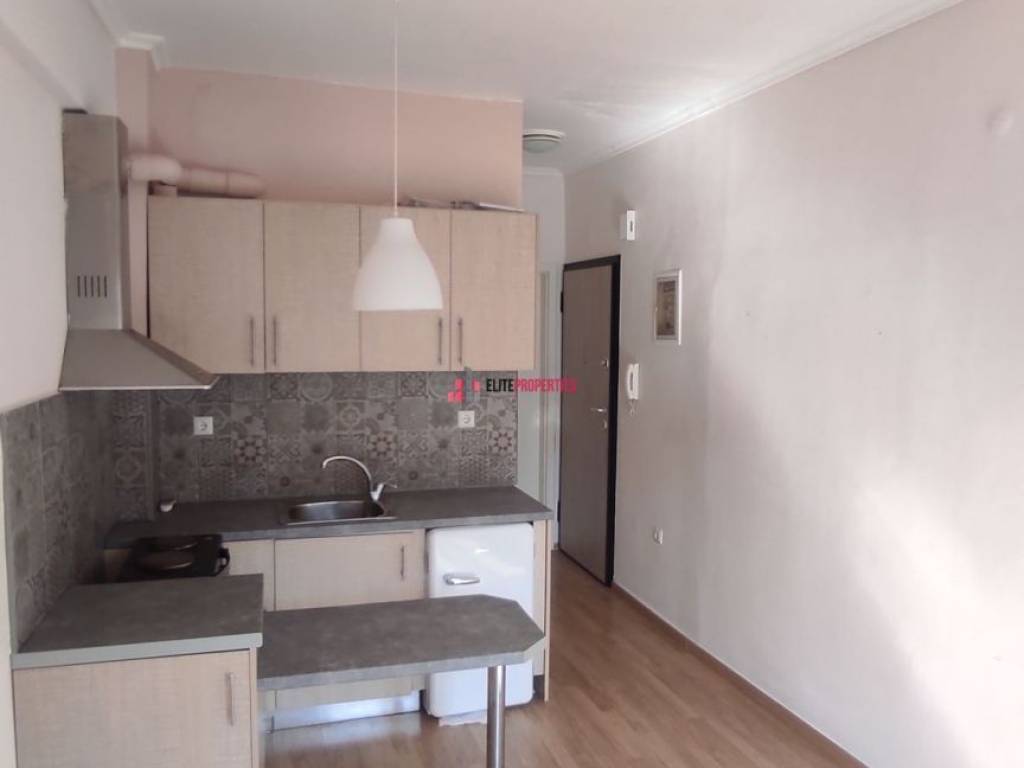 ΣΑΛΟΚΟΥΖΙΝΑ