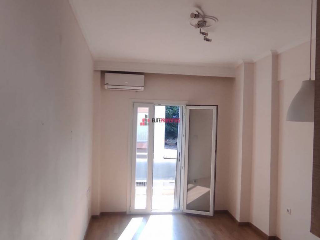 ΣΑΛΟΚΟΥΖΙΝΑ