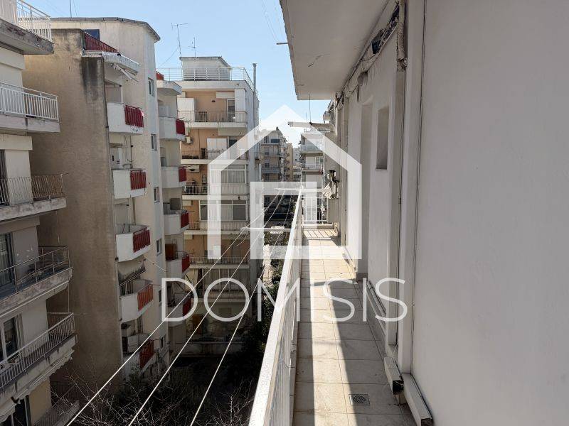 Θέα από μπαλκόνι