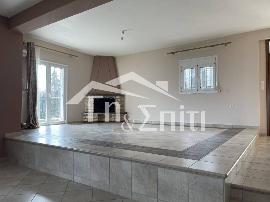 Σαλοκουζίνα