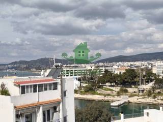 Θέα από μπαλκόνι