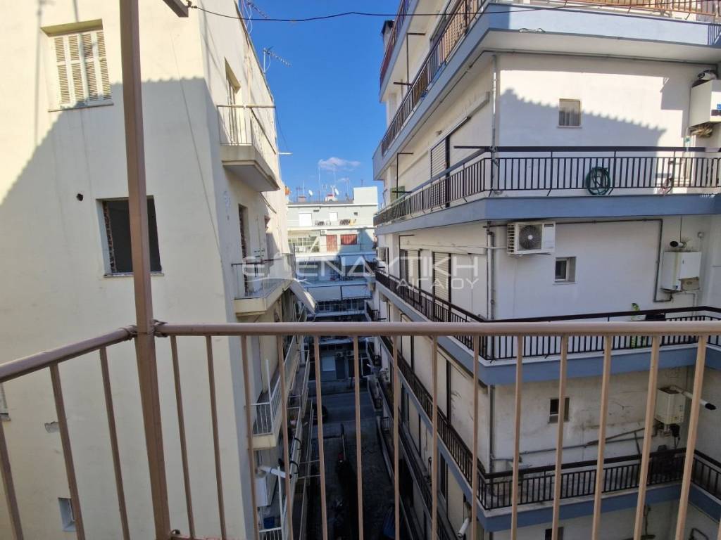 Θέα από μπαλκόνι