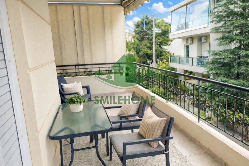 Θέα από μπαλκόνι