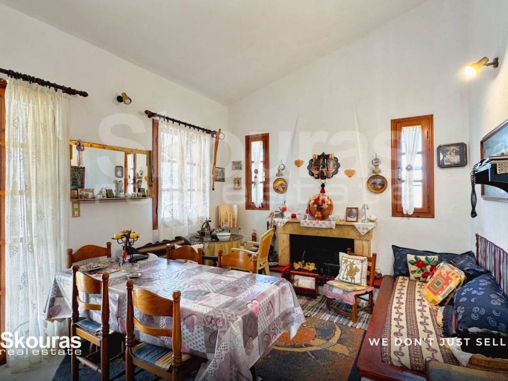 Εσωτερικοι χώροι