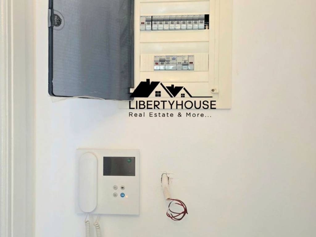 Kainoyrios elektrologikos pinakas, thyroteleorase