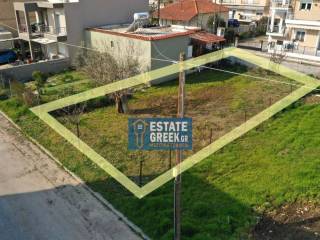 ★ 80m από θάλασσα ★ Σε 2 ασφαλτόδρομους ★ Ιδανικό για ενοικιαζόμενα δωμάτια ★ 