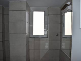 ΠΑΡΑΘΥΡΟ ΛΟΥΤΡΟΥ