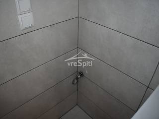 THESE PLYNTERIOY GIA 45 ARI