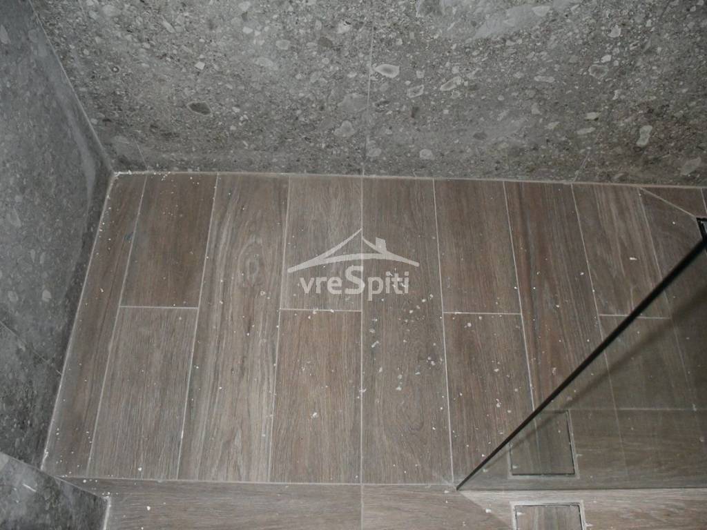 ΑΠΟΨΗ ΜΠΑΝΙΟΥ