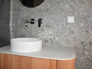 ΑΠΟΨΗ ΜΠΑΝΙΟΥ