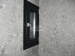 ΠΑΡΑΘΥΡΟ ΜΠΑΝΙΟΥ