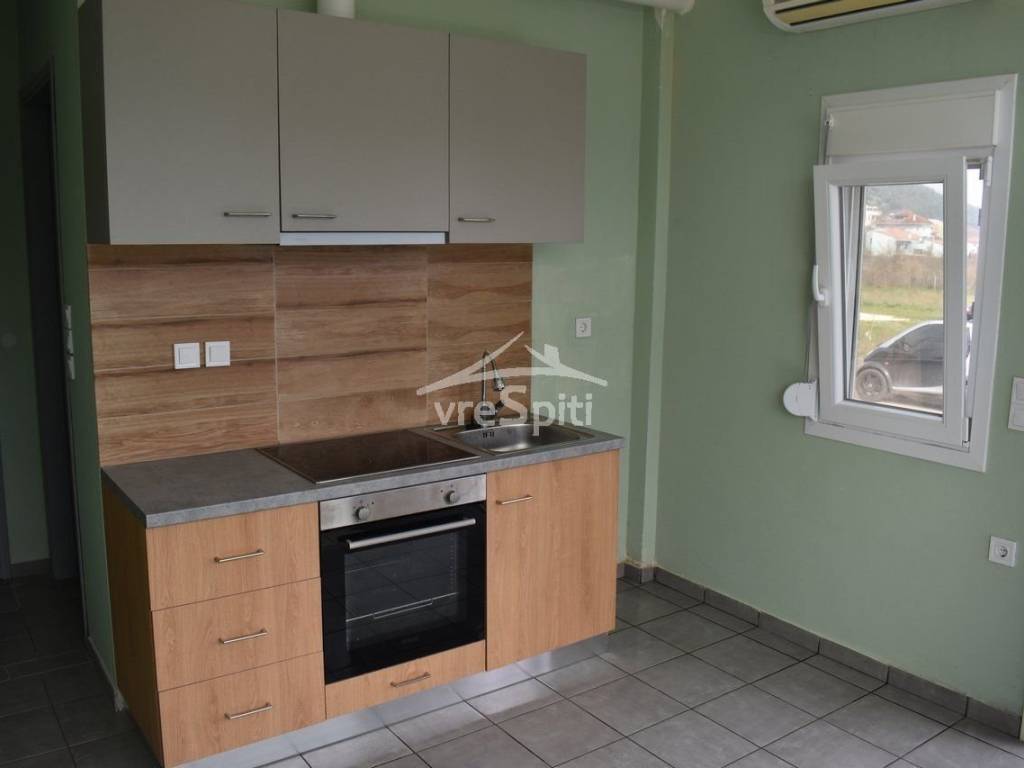 ΕΞΟΠΛΙΣΜΕΝΗ ΚΟΥΖΙΝΑ