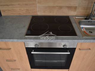 ΗΛ.ΚΟΥΖΙΝΑ ΜΕ ΕΣΤΙΕΣ