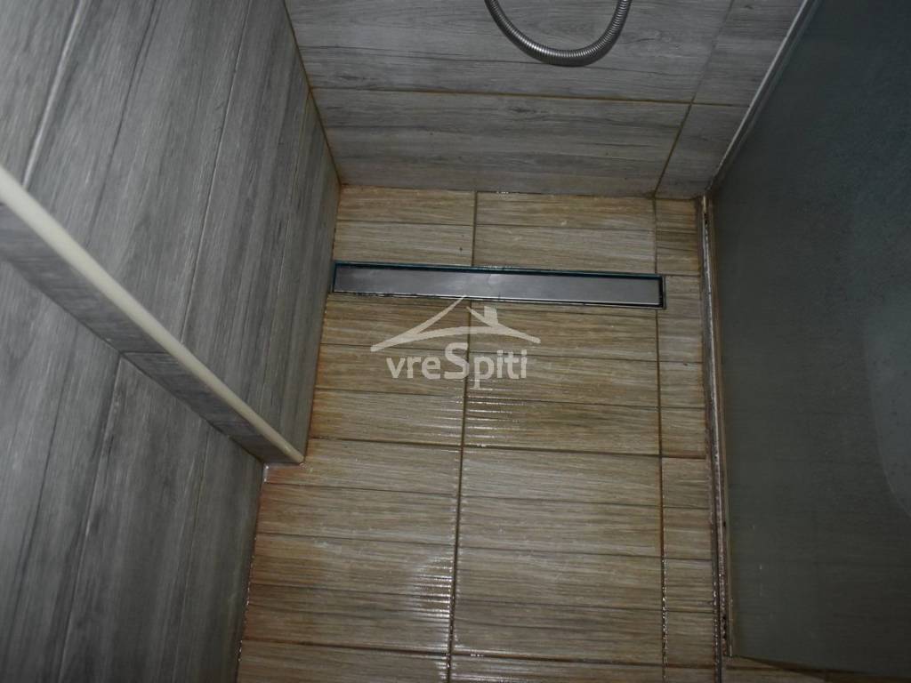 ΚΑΜΠΙΝΑ ΛΟΥΤΡΟΥ