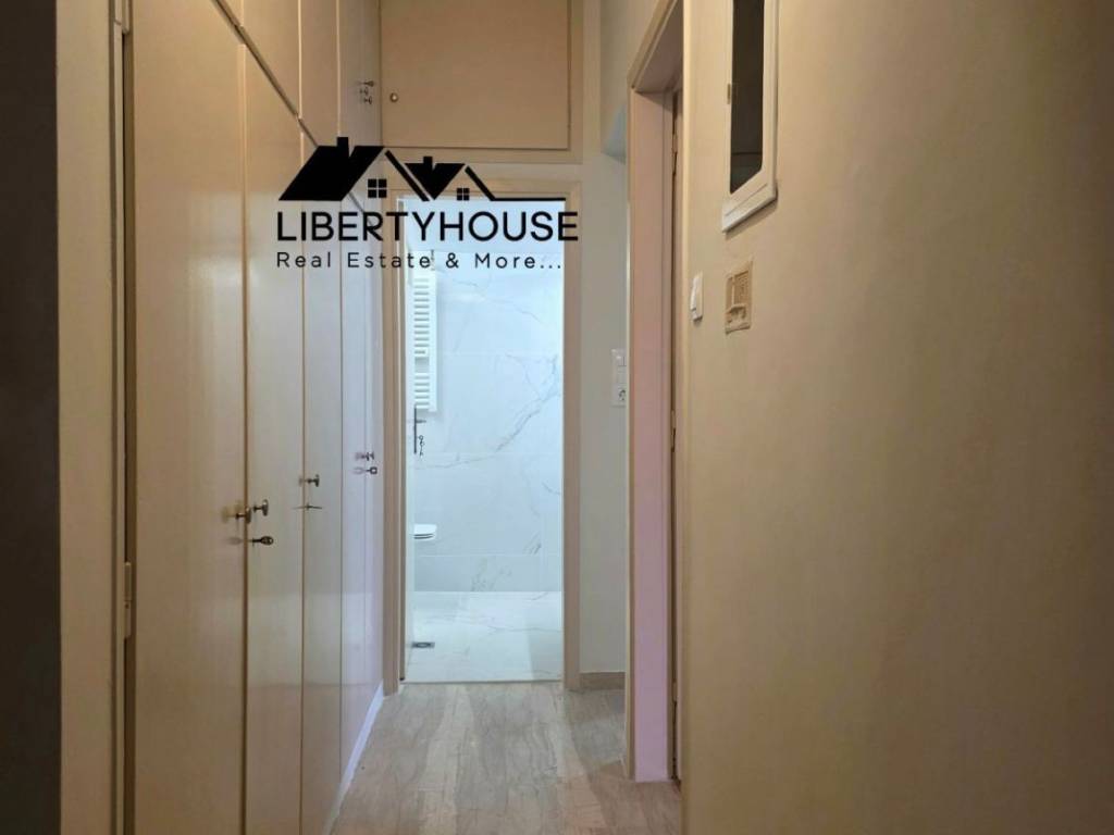 Polles ntoylapes ston diadromo