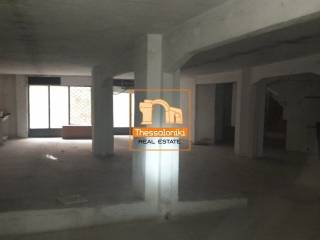 Πλ. Αντιγονιδών, Διαμέρισμα, 300 τ.μ.