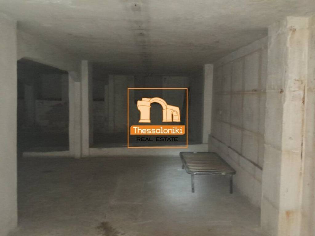 Πλ. Αντιγονιδών, Διαμέρισμα, 300 τ.μ.