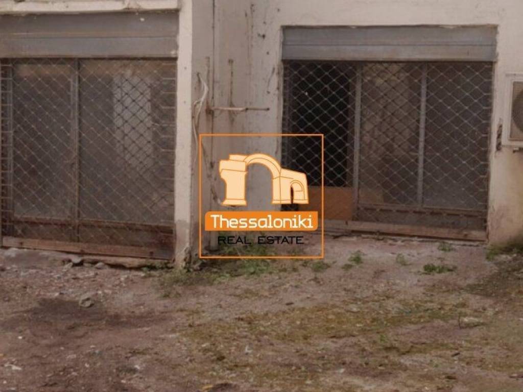 Πλ. Αντιγονιδών, Διαμέρισμα, 300 τ.μ.