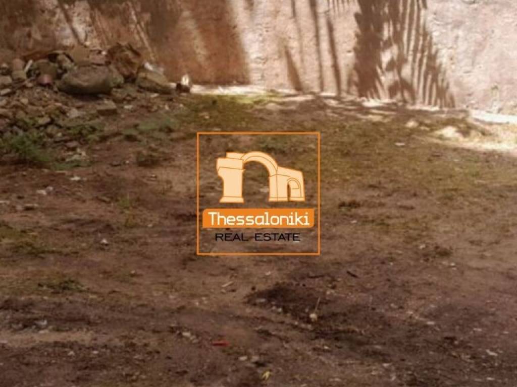 Πλ. Αντιγονιδών, Διαμέρισμα, 300 τ.μ.