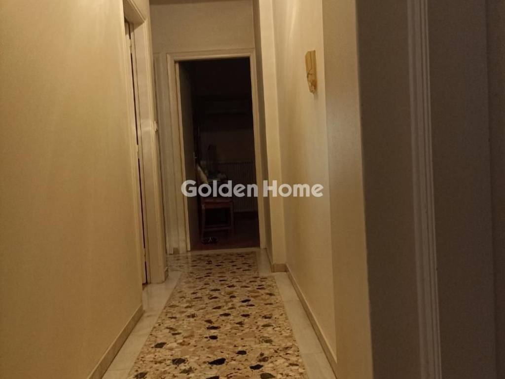 Χολ - Διάδρομος