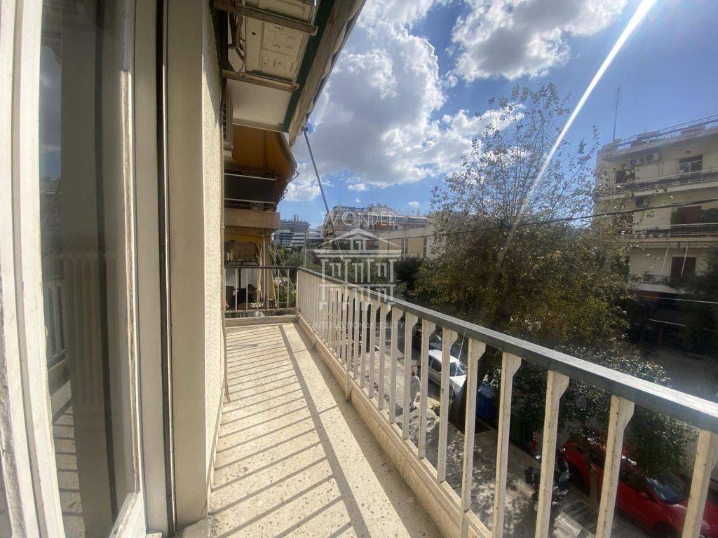 Θέα από μπαλκόνι