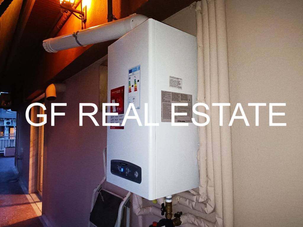 NEOS KAYSTERAS PHYSIKOY AERIOY