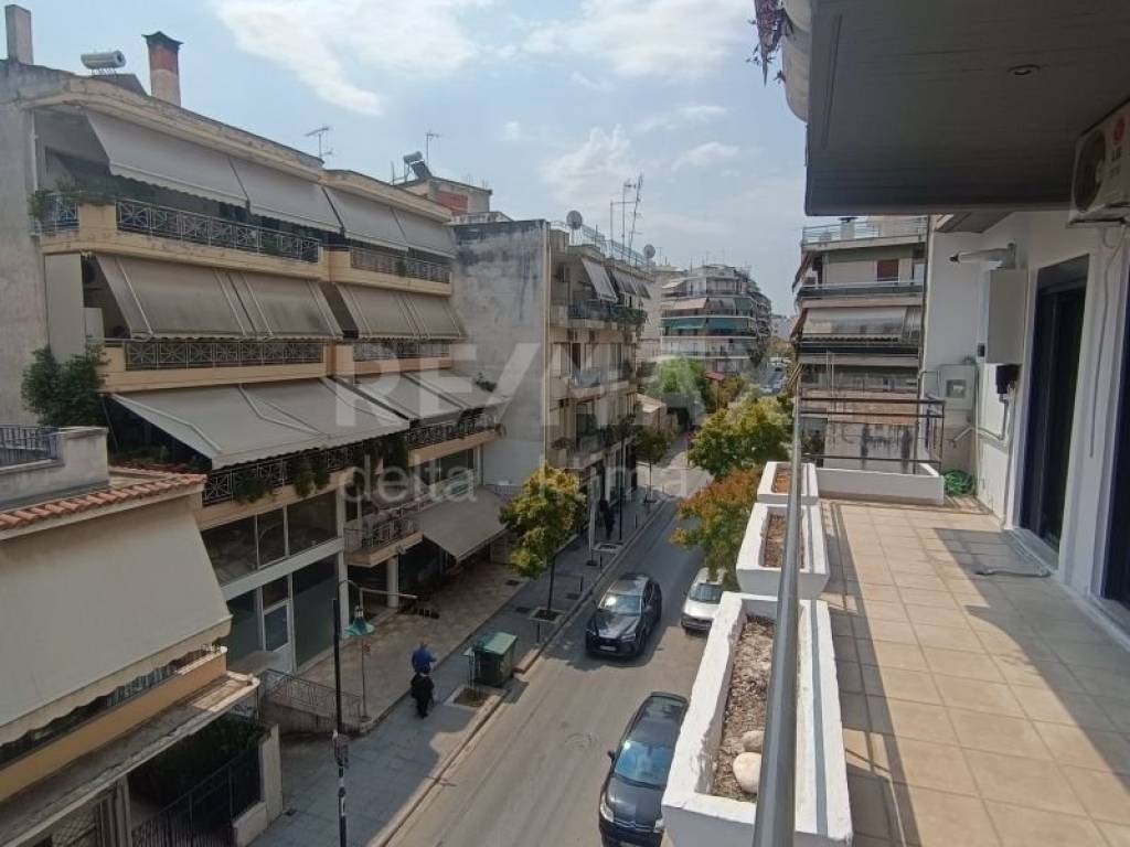 Θέα από μπαλκόνι