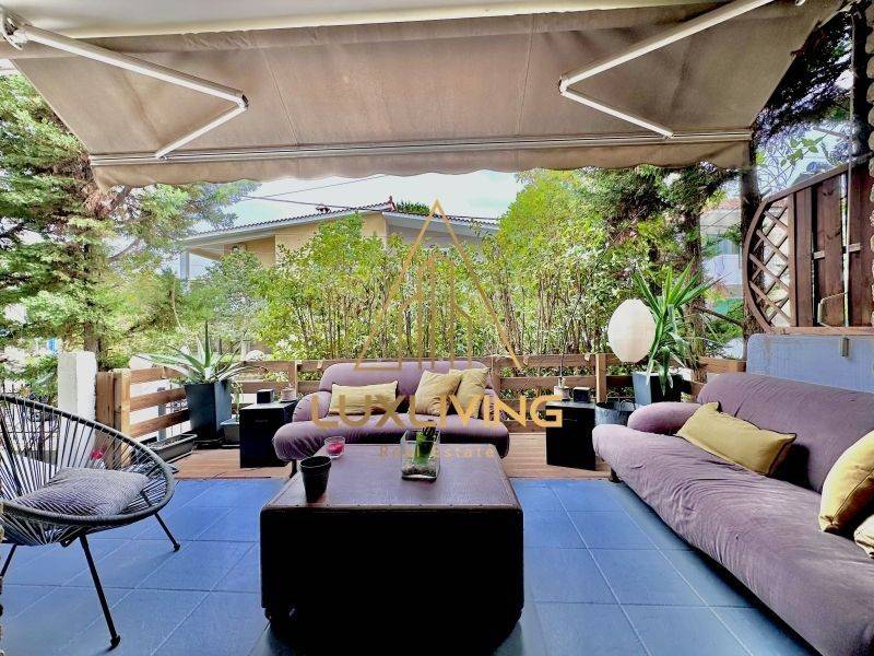 Θέα από μπαλκόνι