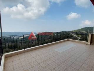 Θέα απο μπαλκόνι