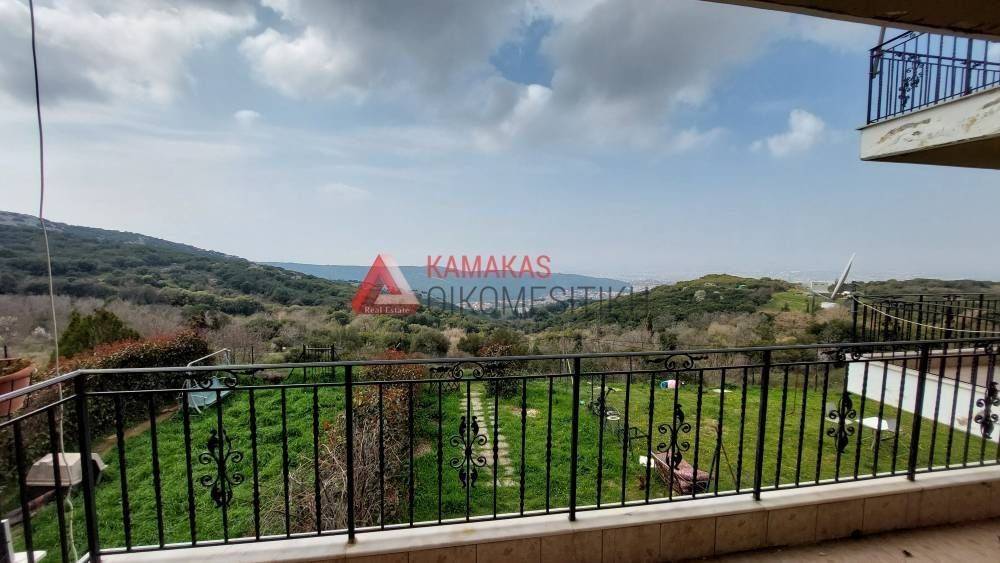 Θέα απο μπαλκόνι