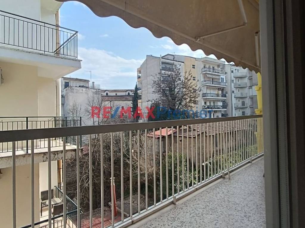 Θέα από μπαλκόνι