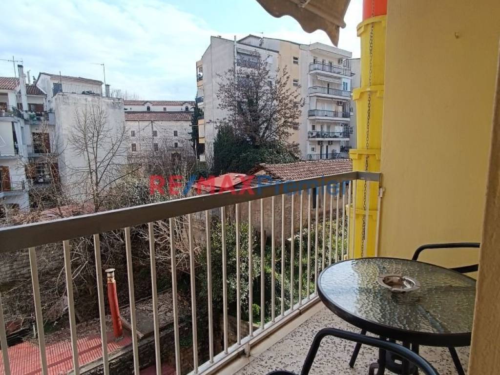 Θέα από μπαλκόνι