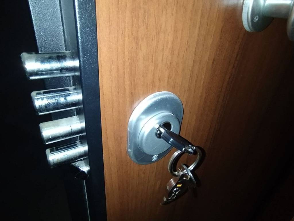 ANYPLACE ΜΕΣΙΤΙΚΕΣ ΥΠΗΡΕΣΙΕΣ