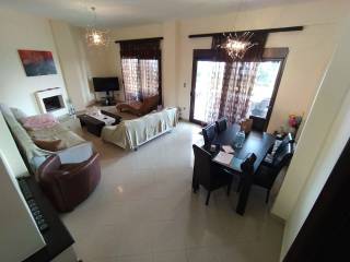 ANYPLACE MESITIKES YPERESIES