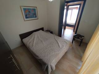 ANYPLACE MESITIKES YPERESIES