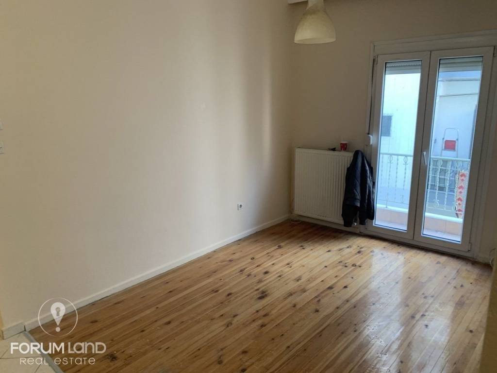 Forumland Real Estate, Καθιστικό