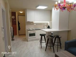 Forumland Real Estate, Σαλοκουζίνα