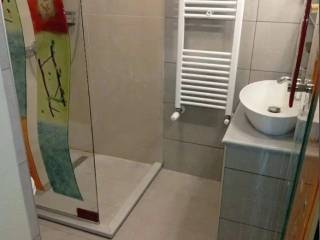 Forumland Real Estate, Μπάνιο